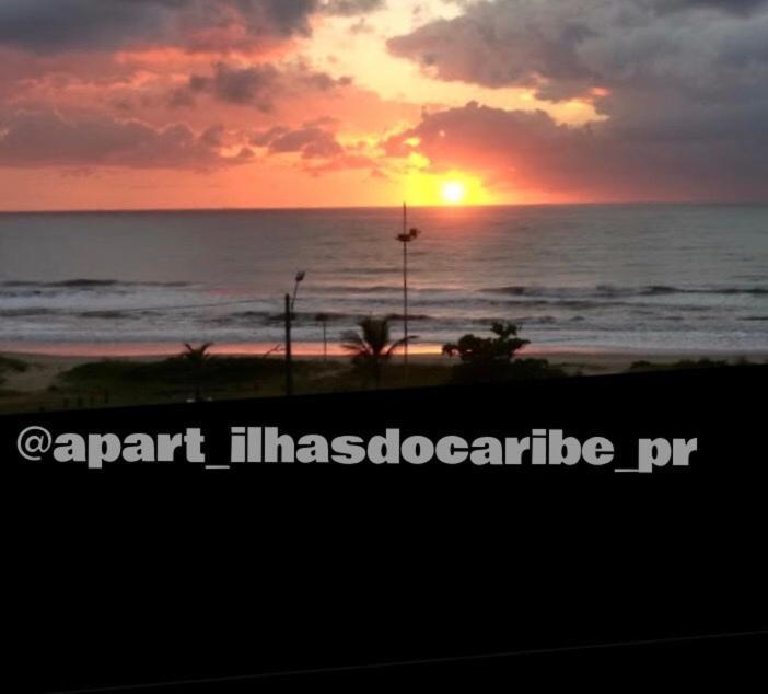 Apto Cond Ilhas Do Caribe - Pr - Beira Mar Matinhos Kültér fotó