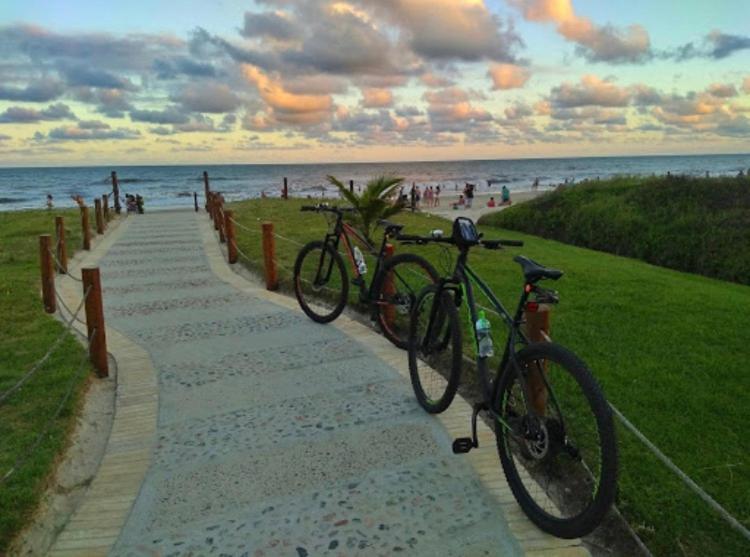 Apto Cond Ilhas Do Caribe - Pr - Beira Mar Matinhos Kültér fotó