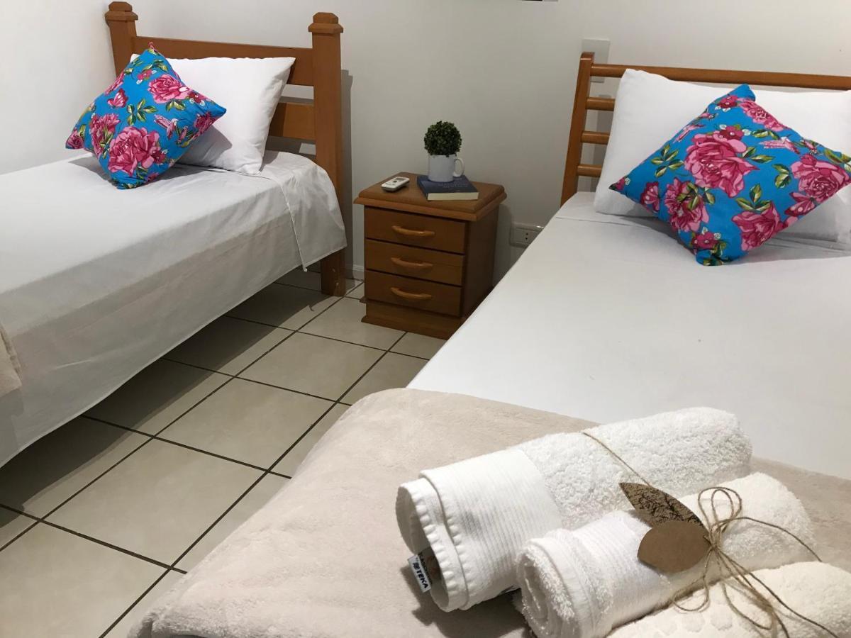 Apto Cond Ilhas Do Caribe - Pr - Beira Mar Matinhos Kültér fotó
